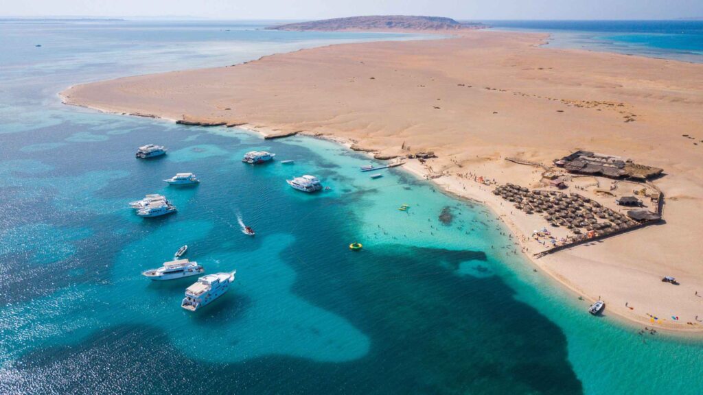 Tagesausflug mit dem Boot zur Orange Bay Insel in Hurghada